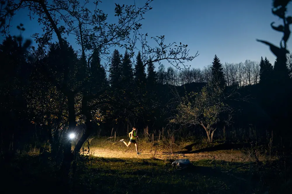 trail-running-night-forest.