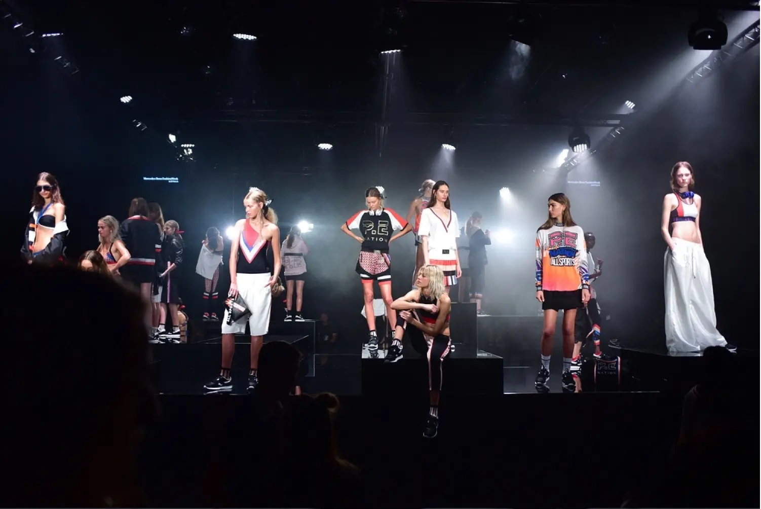 Elevate Your Brand with Aprilluck: Mastering the Art of Activewear Clothing Manufacturing