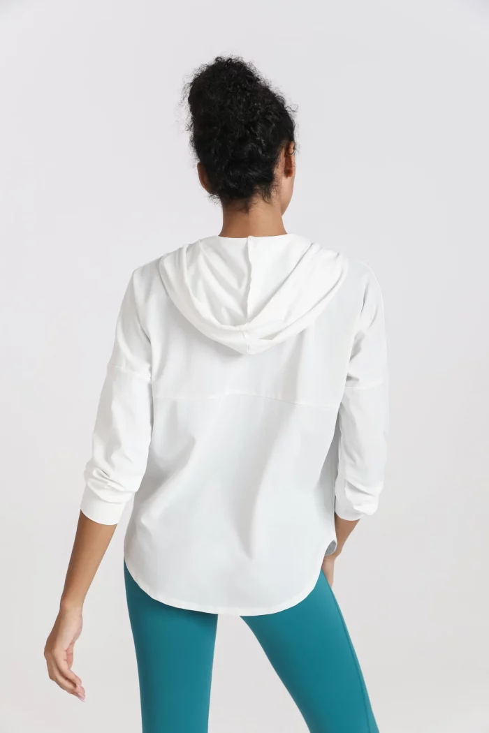 Stay protected and stylish with our Sun Protection Yoga Jacket! (3)