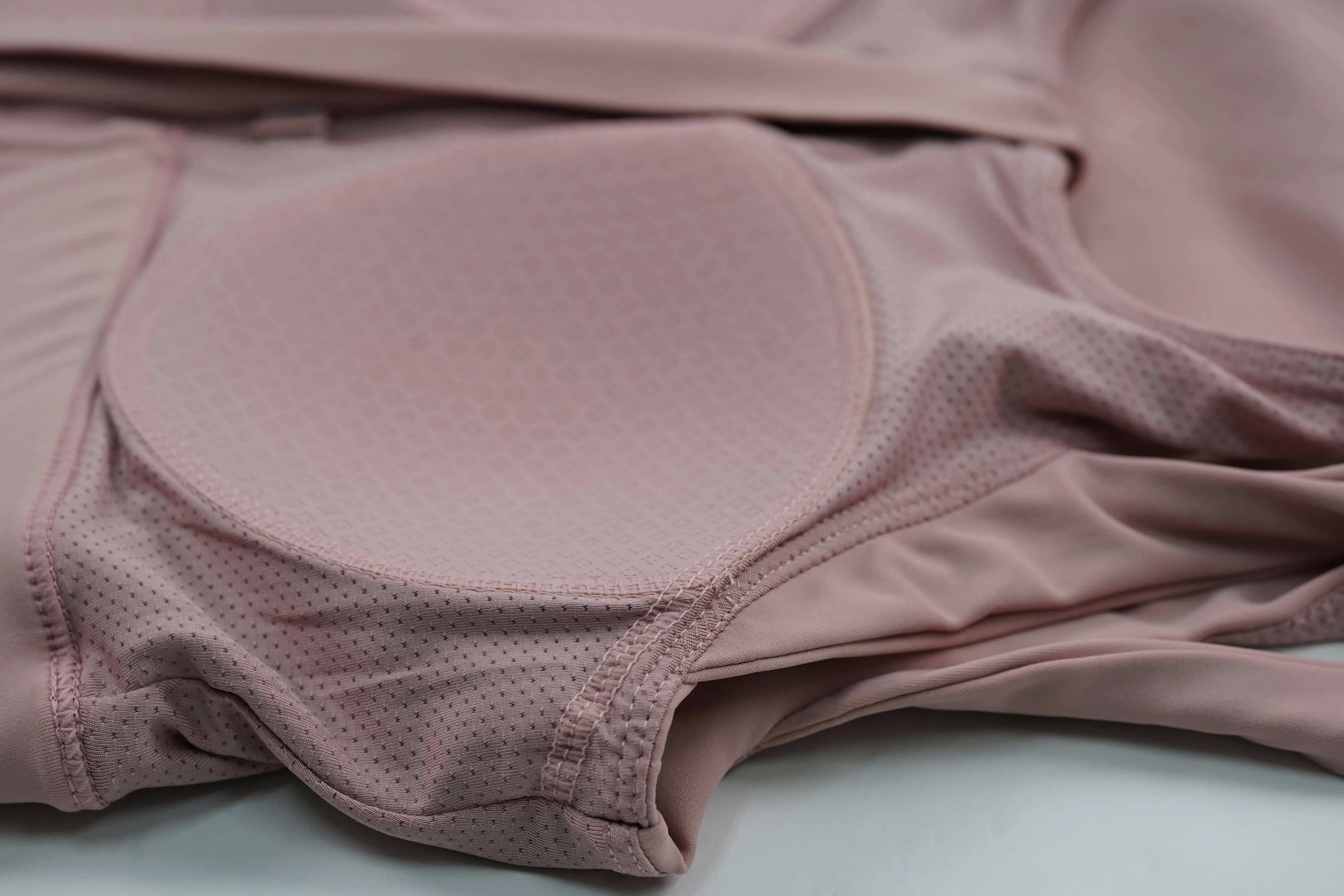 High Strength Front-Zip Sports Bra with Integrated Chest Pad