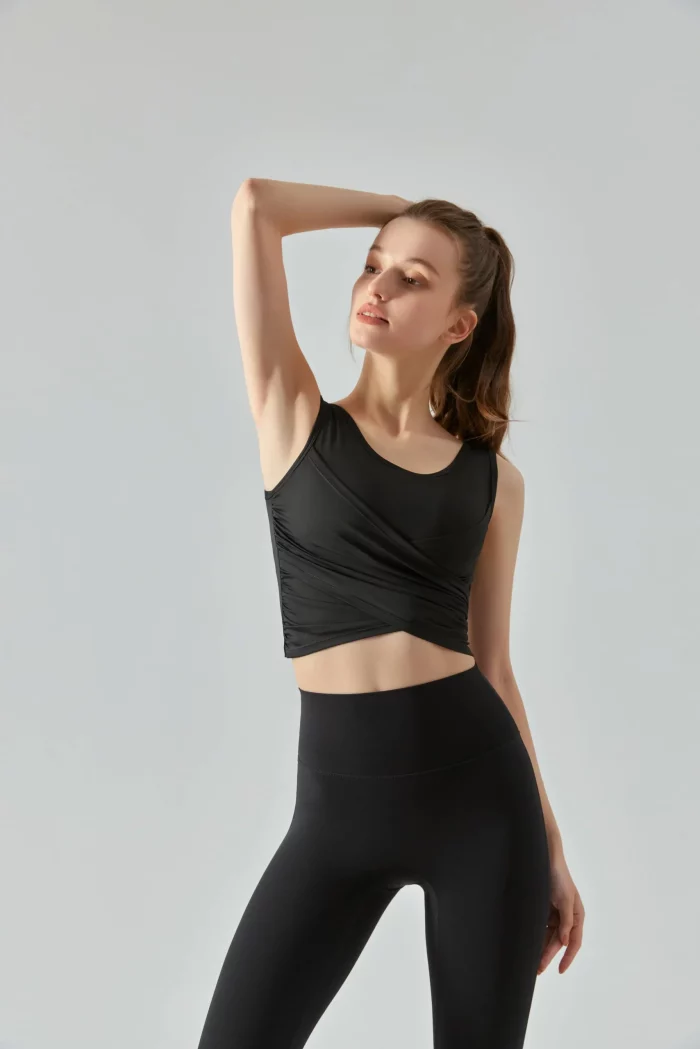 Women's Yoga Vest with Semi-Fixed Cup and Chest Pad-black