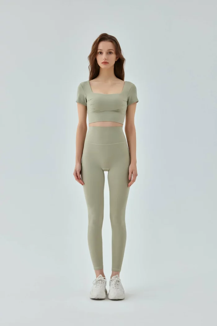 Fitness T-Shirt with Detachable Chest Pad & Hollow Back Detailing