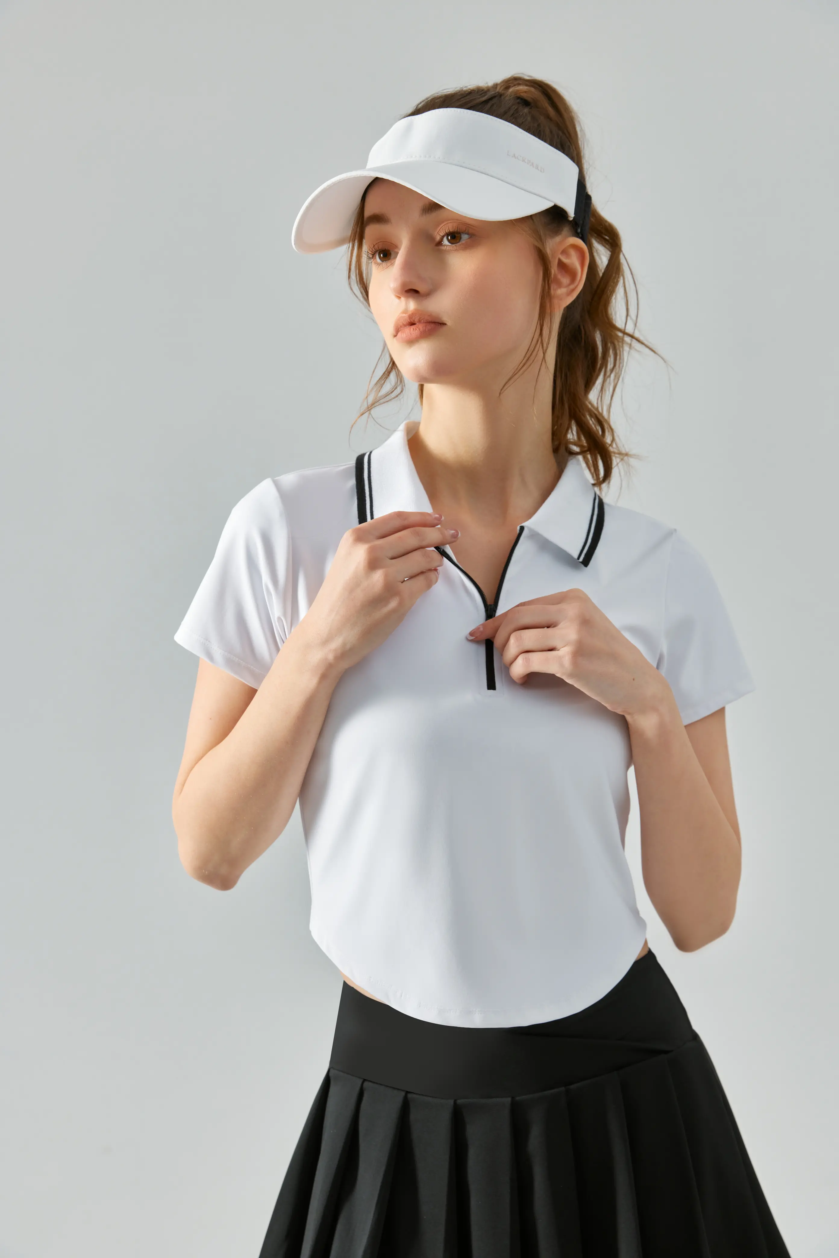 Wholesale Contrast Color Half-Zip Yoga T-Shirt for Women - Spring/Summer Collection