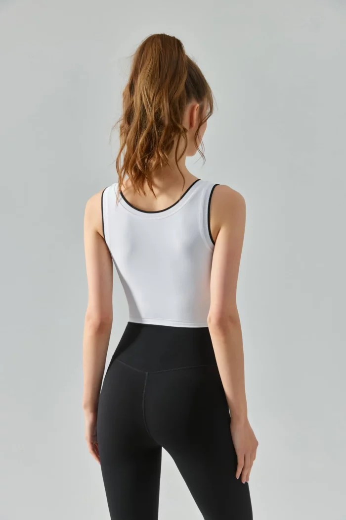 Wholesale Spliced Crew Neck Sports Bra for Women - Amazon Best Seller-white back