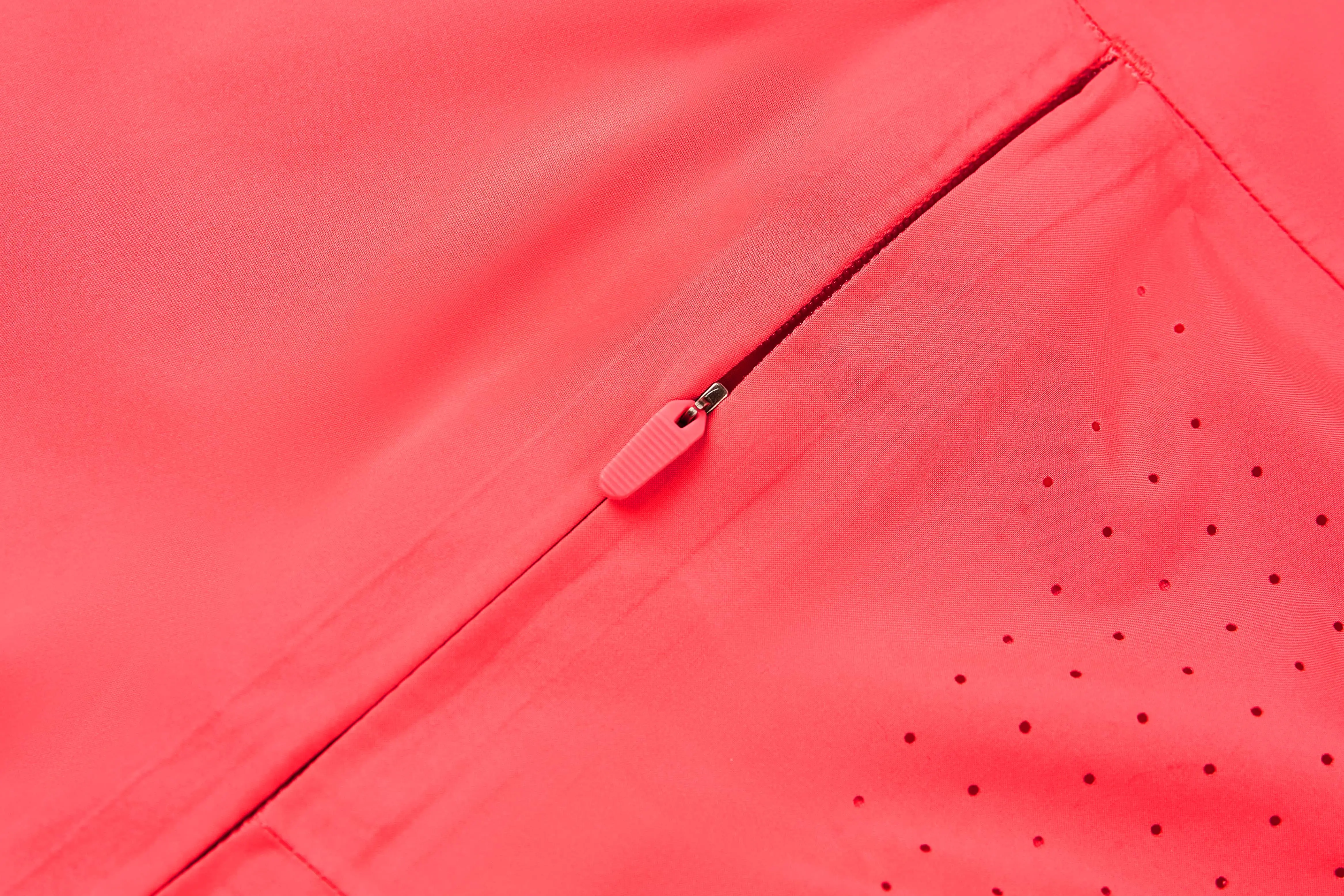 Outdoor Jackets for Business Buyers (5)