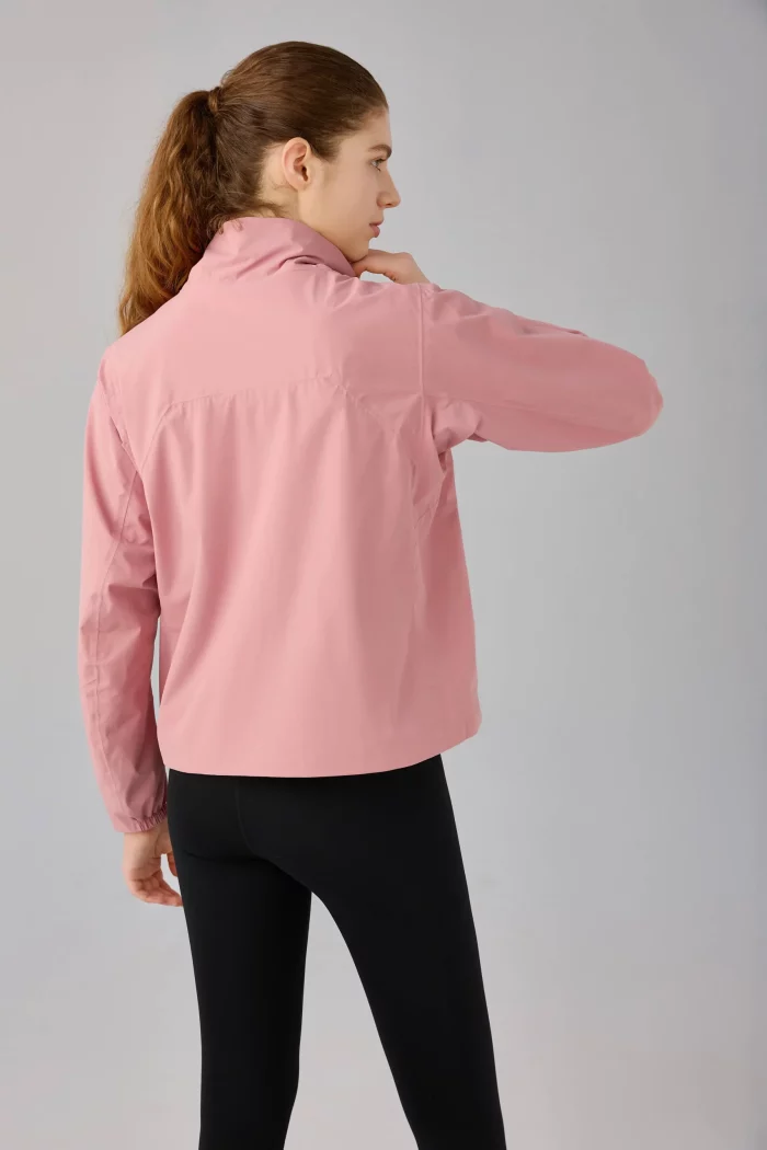 Premium Outdoor Jackets Tailored for Business Buyers