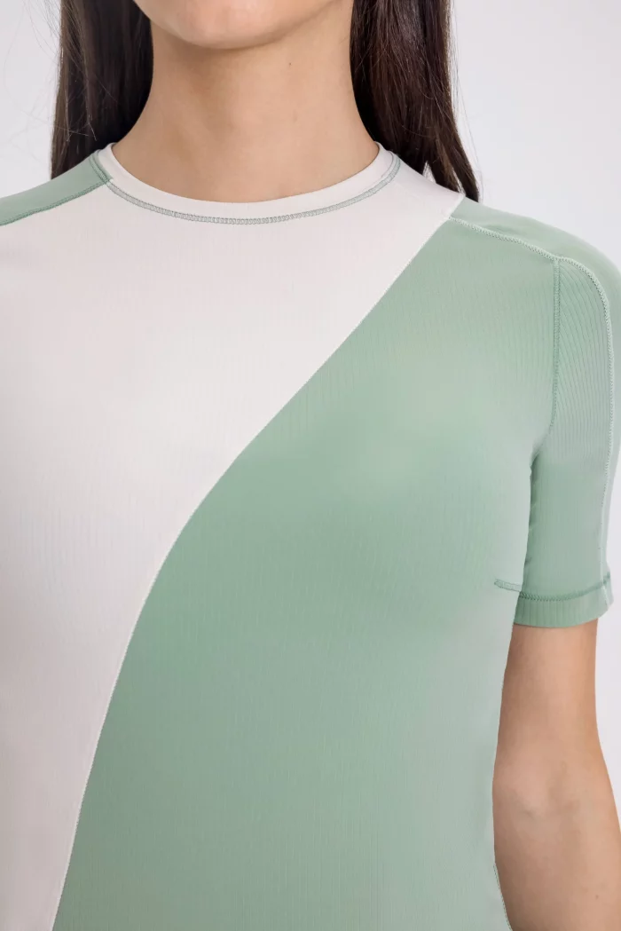 Wholesale High Elasticity Women's Yoga Sport Tees Customizable Fit (28)