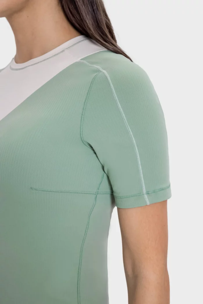 Wholesale High Elasticity Women's Yoga Sport Tees Customizable Fit (29)