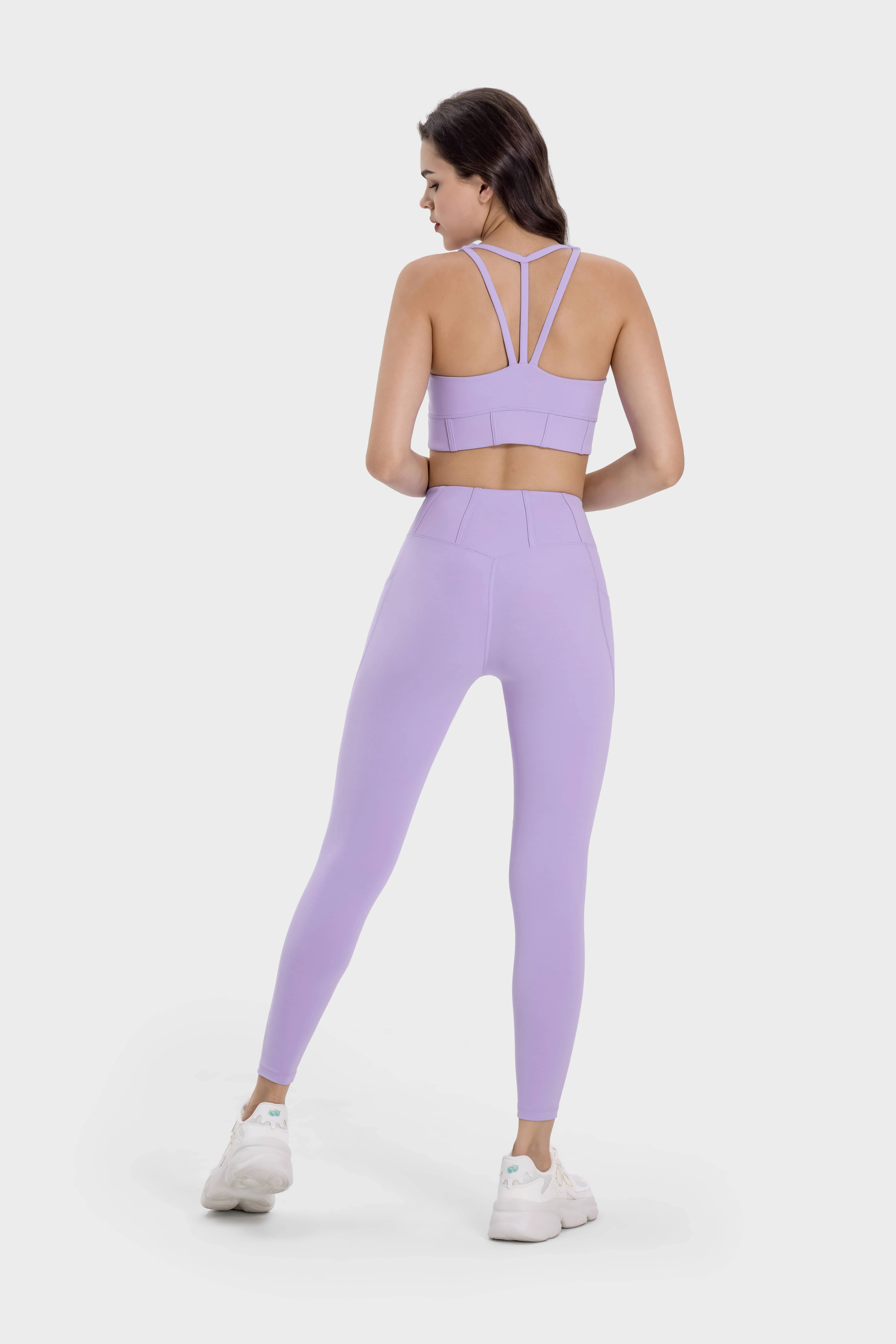 Seamless Nylon 66 Sports Bra for Active Women - Evrlue Wholesale (25)