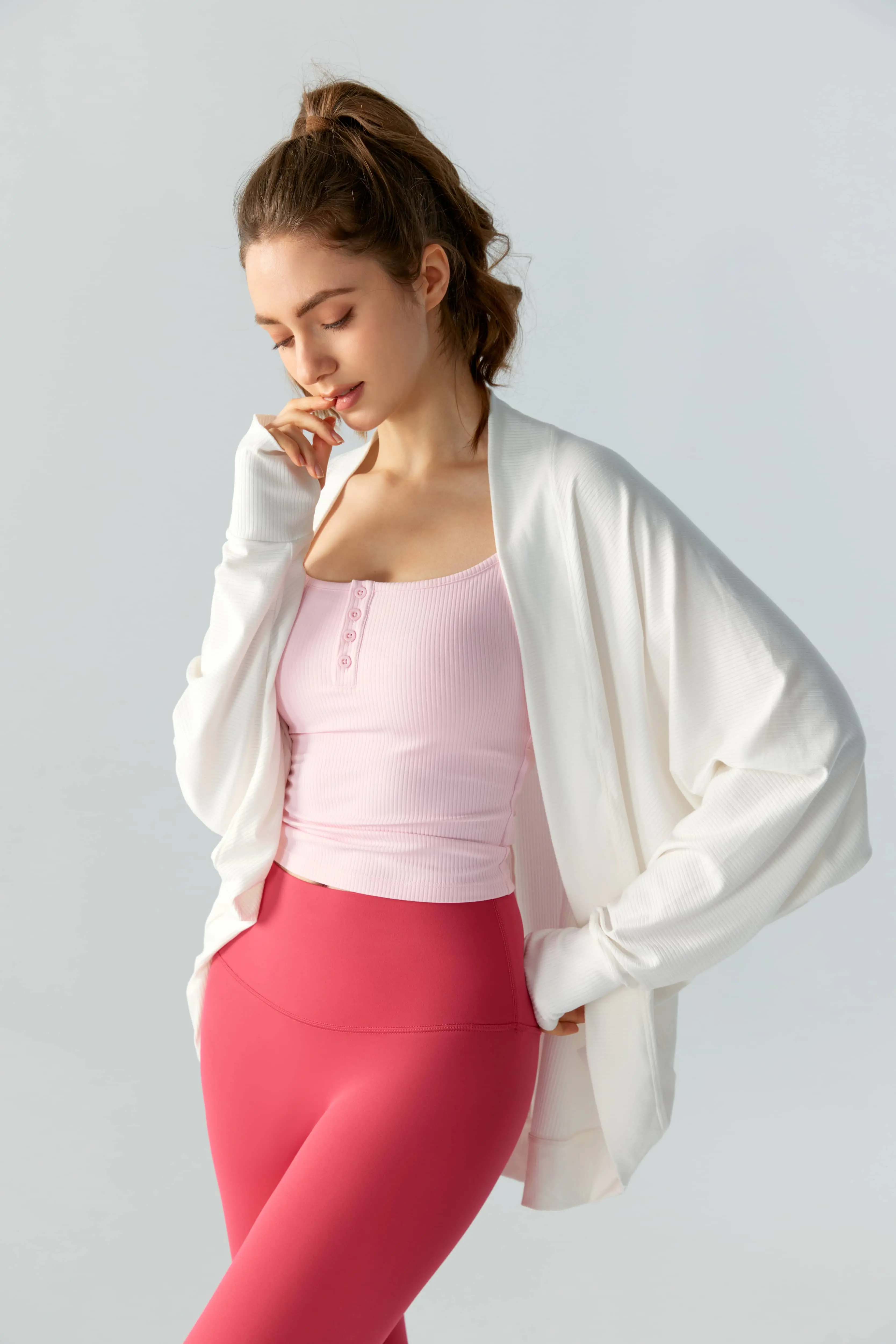 Revolutionize Your Inventory Bulk Purchase & Bespoke Yoga Cardigans for Businesses (6)
