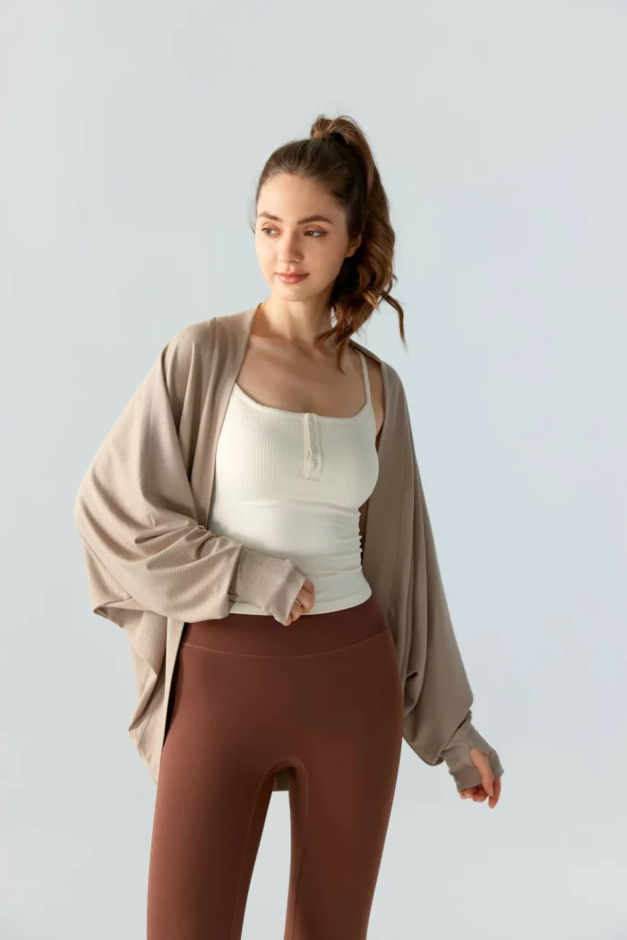 Revolutionize Your Inventory Bulk Purchase & Bespoke Yoga Cardigans for Businesses (23)