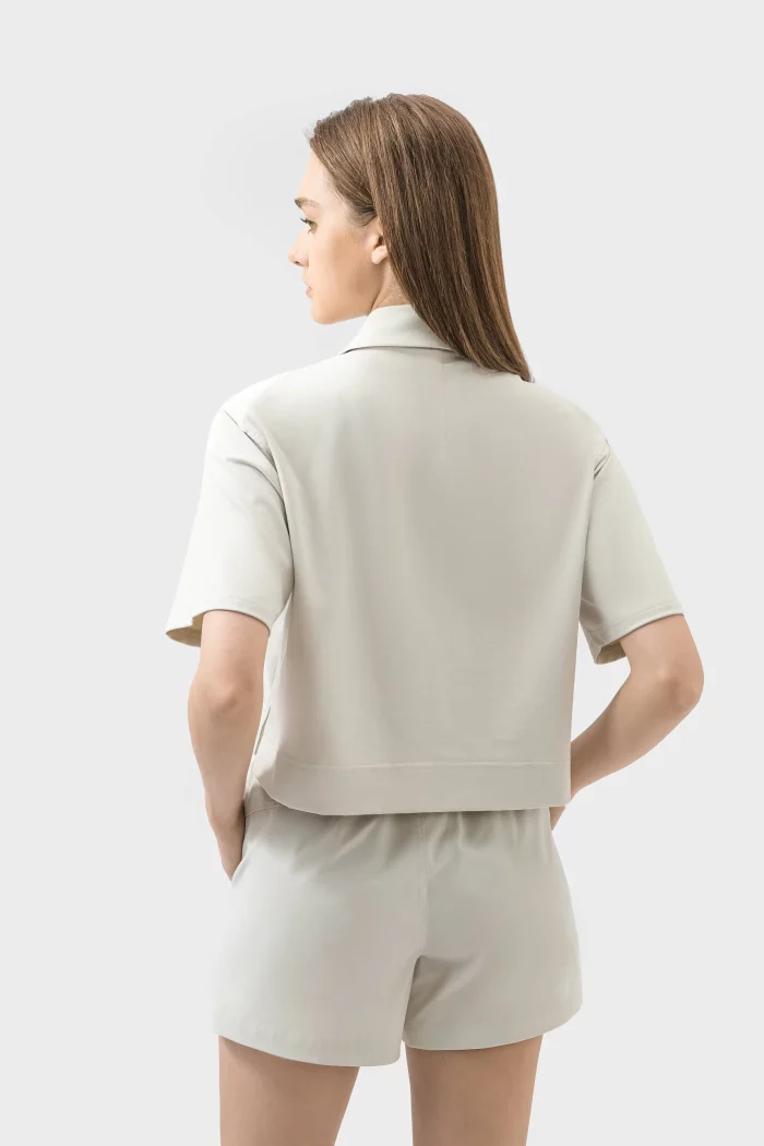 Wholesale Women's Yoga Tops – Custom Breathable Activewear for Business Buyers (43)