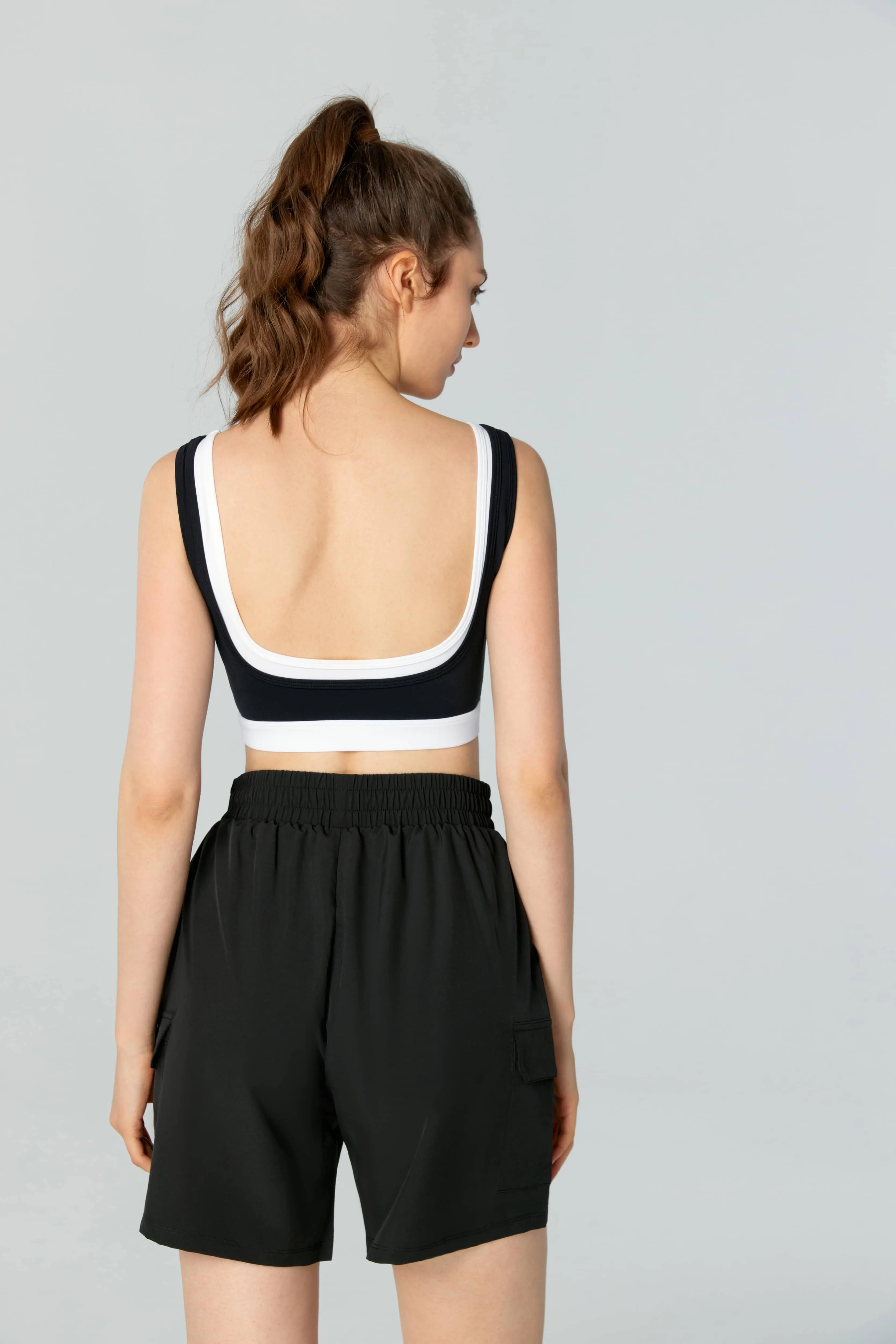 Customizable Wholesale Yoga Tank Tops Elevate Your Brand with Quality Activewear (7)