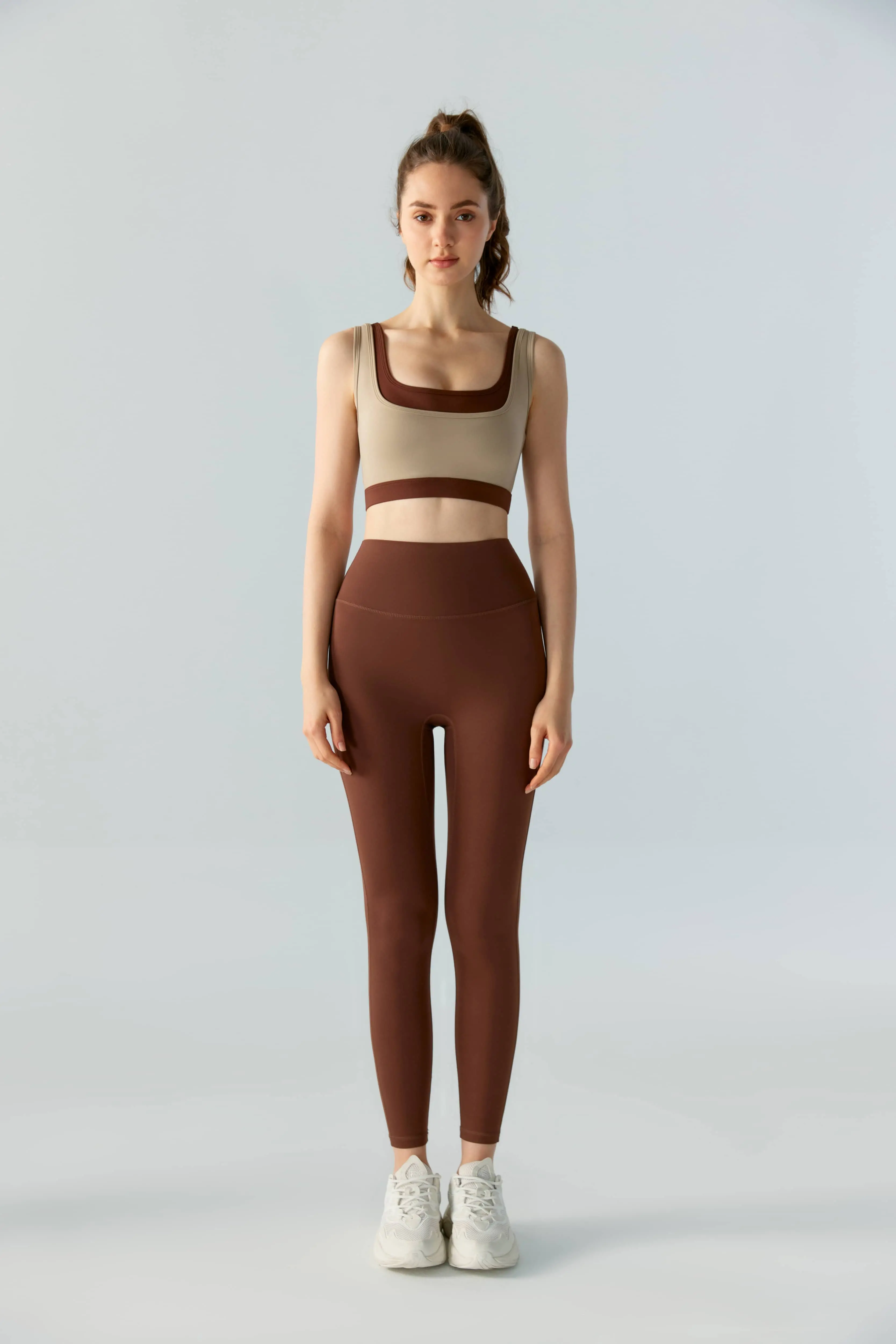Customizable Wholesale Yoga Tank Tops Elevate Your Brand with Quality Activewear (33)