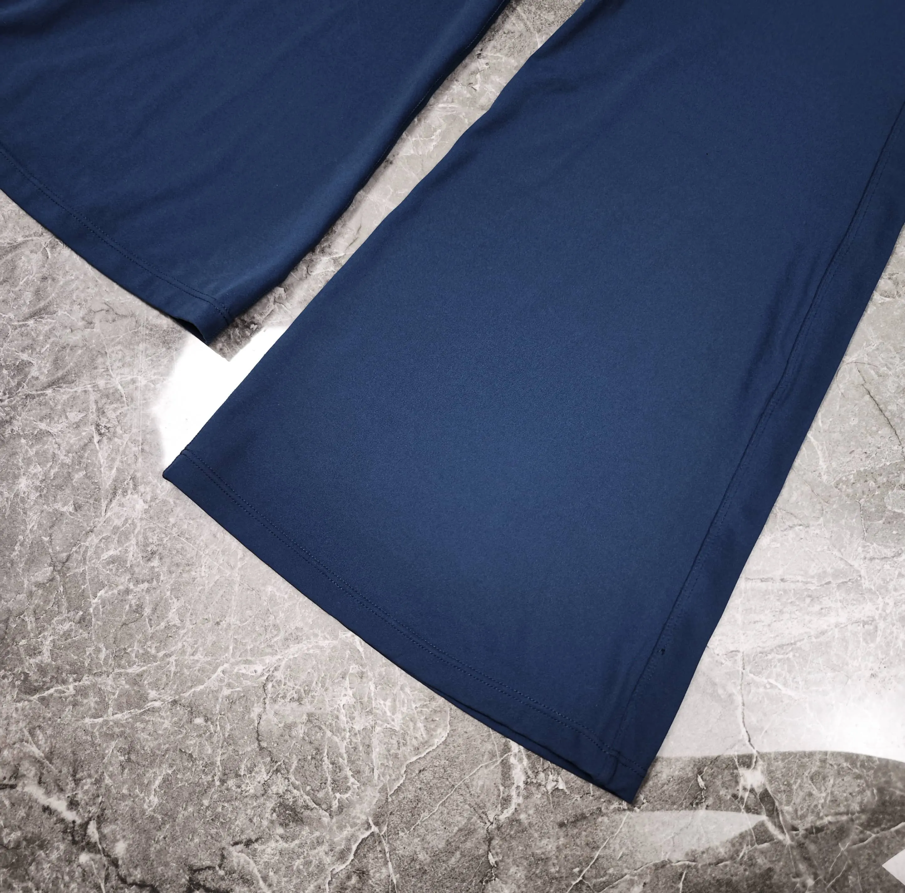 Elevate Your Activewear Offerings Custom-Made Quick-Dry Yoga Jumpsuits in Bulk (31)