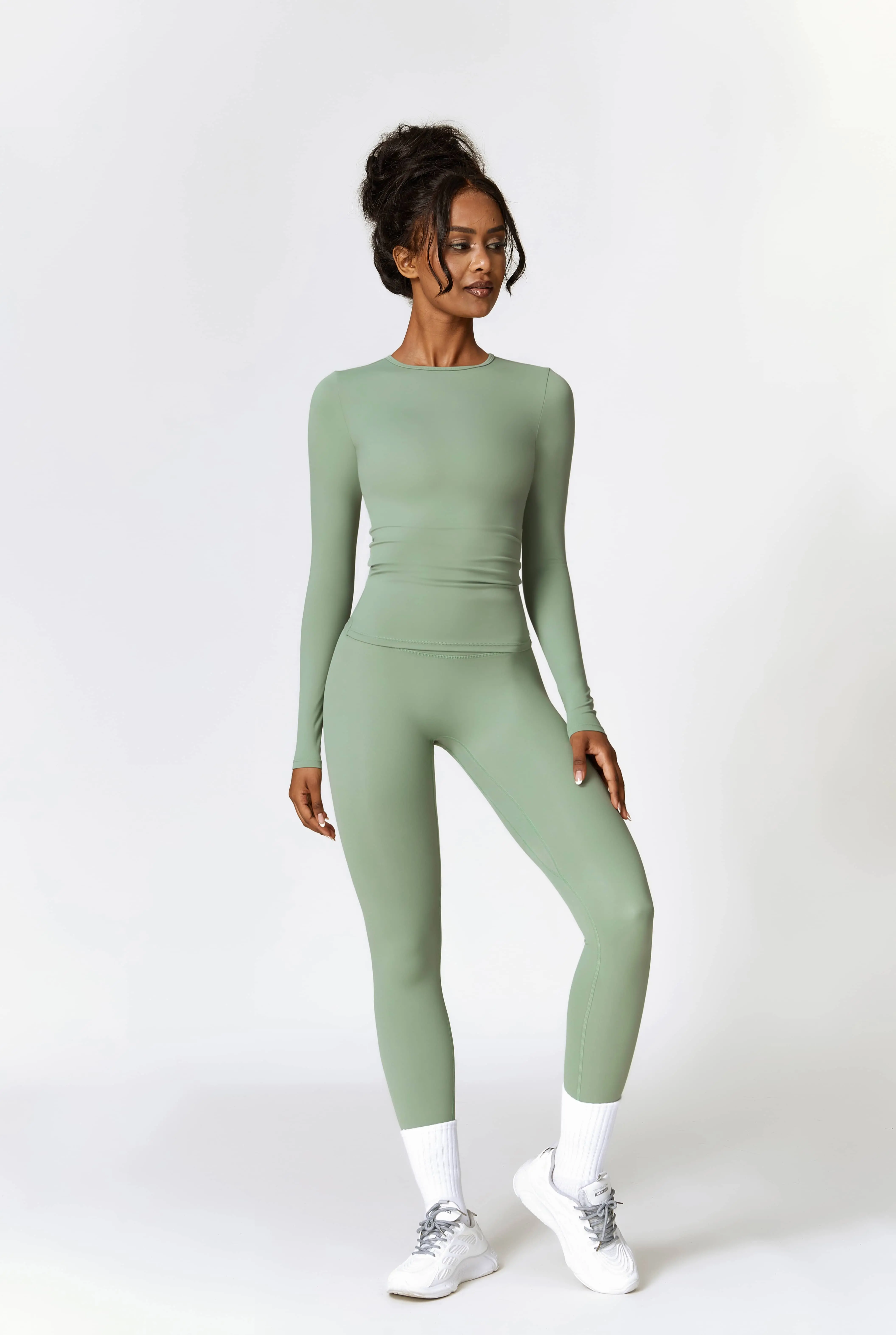 Bulk Customizable Yoga Jumpsuits for Business Wholesale Fitness Wear Suppliers (34)